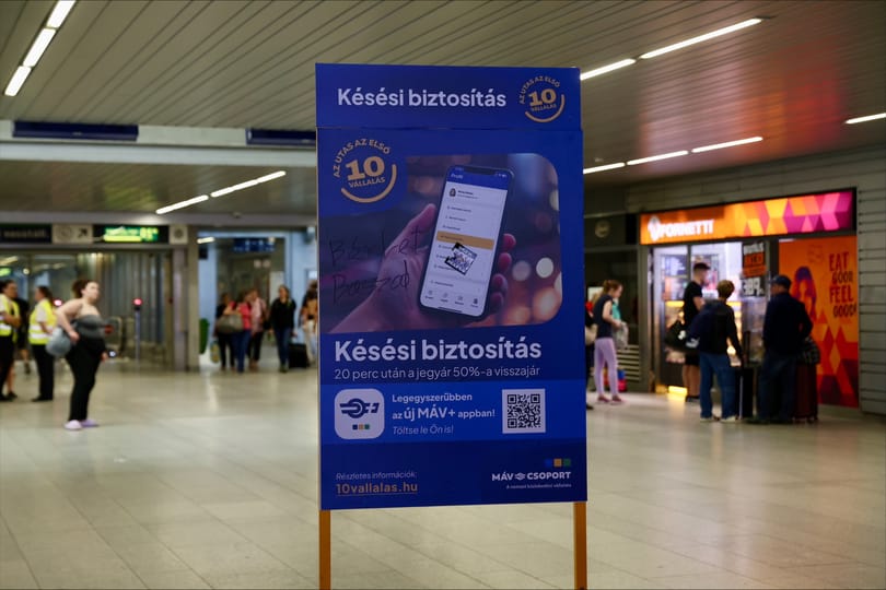 Sorompóalkatrészekkel és pótlóbuszokkal gyúr rá a MÁV a nyári főszezonra