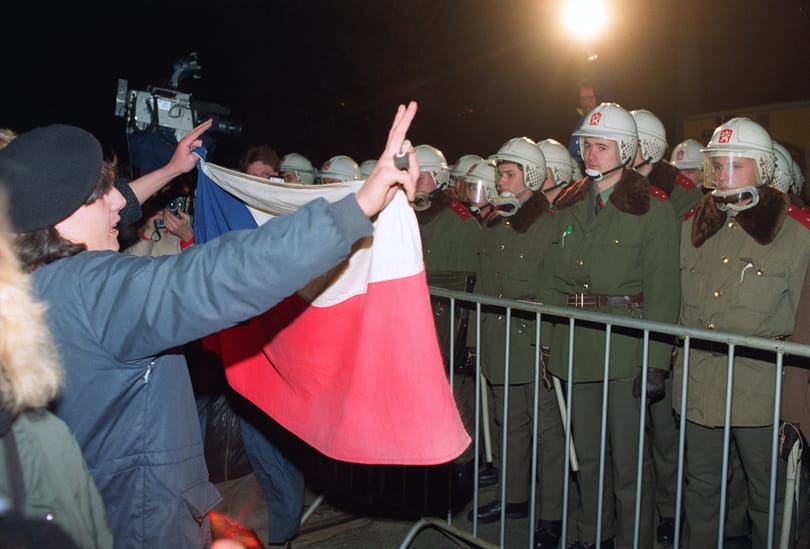 Rendszerváltás 35 – A nagypályások ligájába vágyakozó, mosolytalan, rideg Csehszlovákia