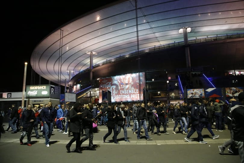 A rendőrség robbantott a francia-izlandi meccs helyszínénél