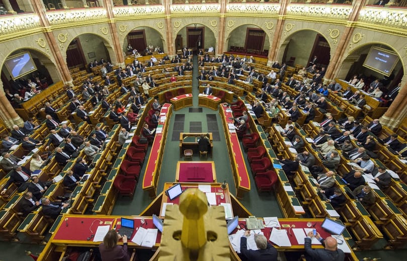 Kövér szerint Szél Bernadett egy óvodás képességeit is alulmúlja