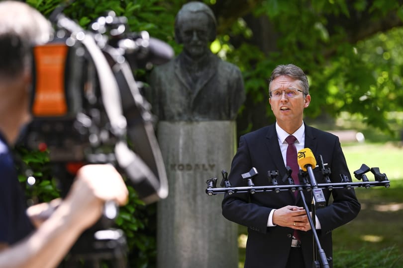 Több diák is rosszul lett a hőségben a nemzeti összetartozás napján a Margit-szigeten