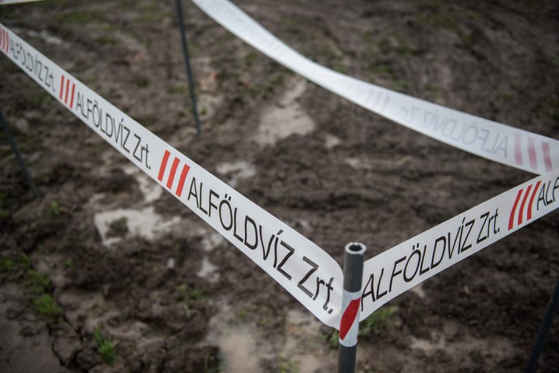 Rezsicsökkentés: padlóra küldte az egyik közműcéget az áram drágulása és a béremelések