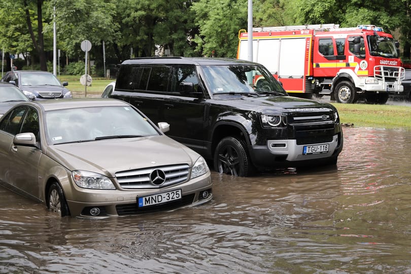 Másodfokú riasztást adtak ki zivatarveszély miatt