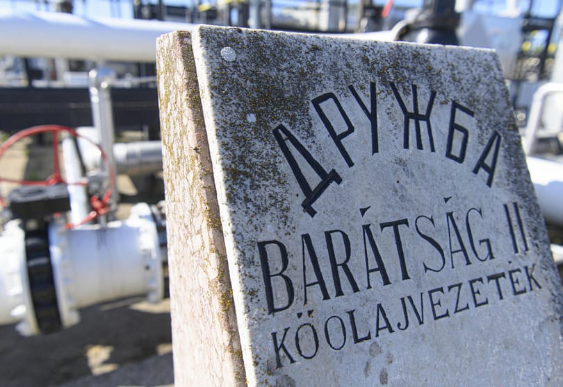 A kormány miatt a Mol „átgondolja”, beruházzon-e abba, hogy leváljon az orosz olajról