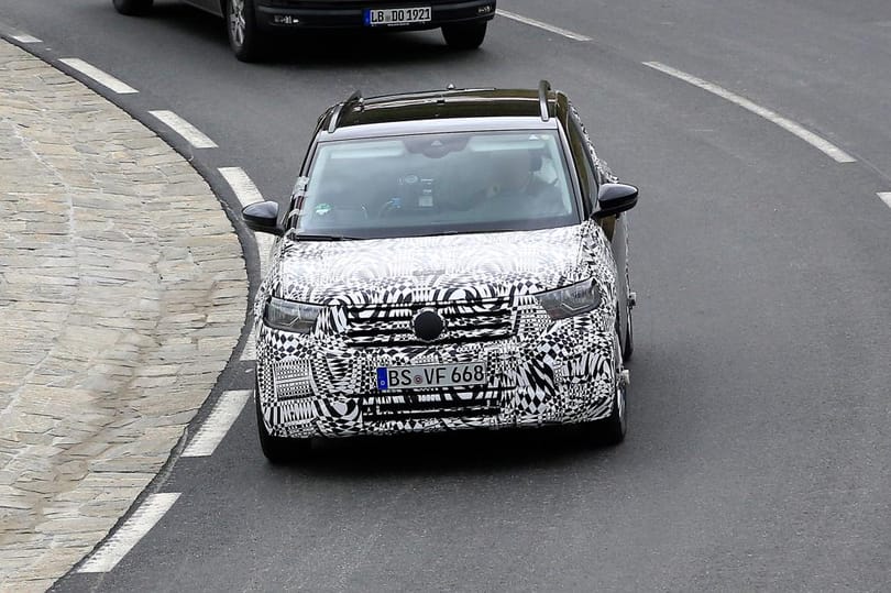 Majdnem kész a Polóra húzott szabadidő-autó, a Volkswagen T-Cross