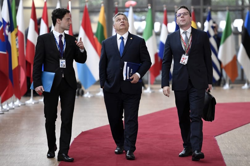 Diadalmas Talleyrand-ként ünnepli Orbánt a lengyel sajtó 