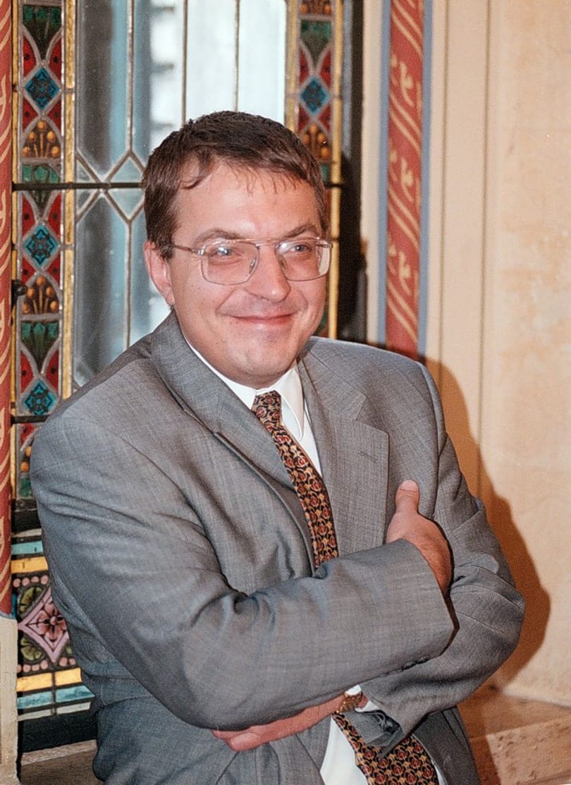 Átlátszó.hu: Simicskával is szerződött a volt MVM-vezér