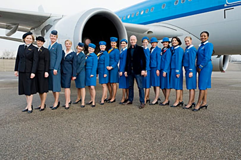 A legextrább stewardess egyenruhák