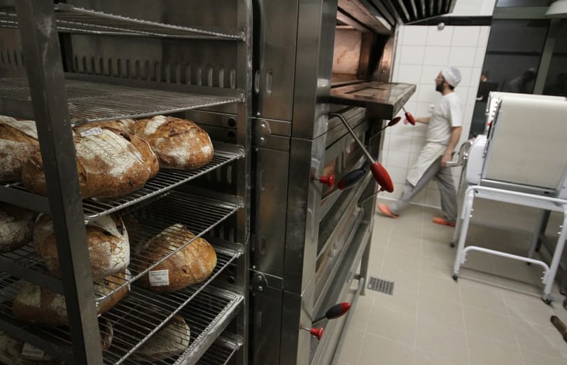 Vége a pazarlásnak: a briteknél már kapható a sörbe főzött kenyér
