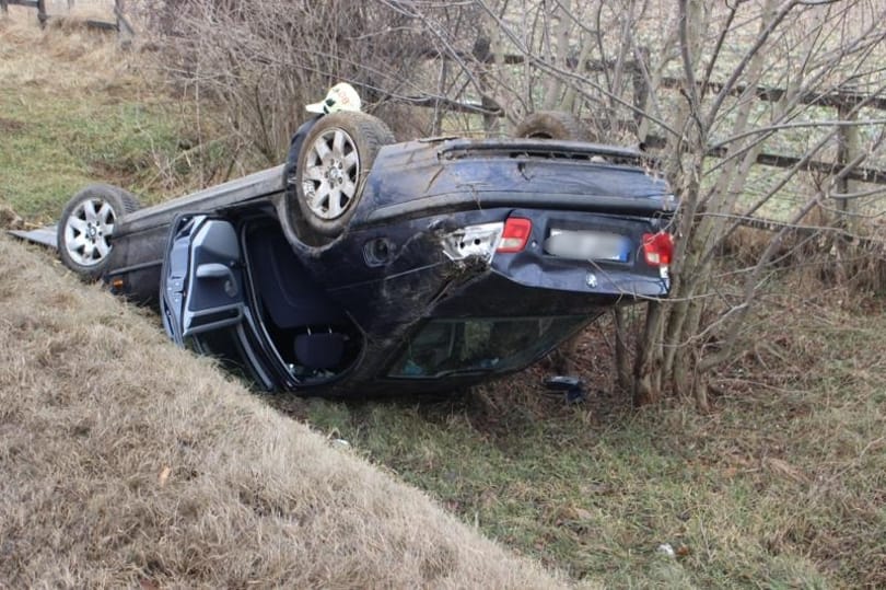 Keresik a fantomautóst, akinek a szivárgó olaja miatt karamboloztak ketten is