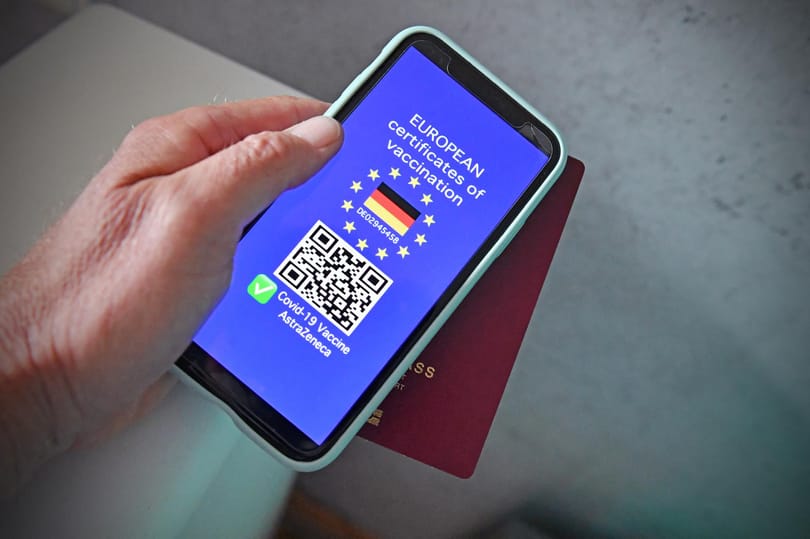 Júliustól jön az uniós digitális COVID-igazolvány 