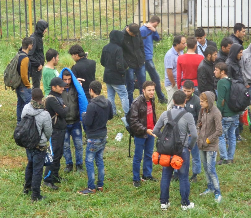 Átlátszó: Több pénzt költ a kormány a bevándorlásellenes kampányra, mint a roma felzárkóztatásra