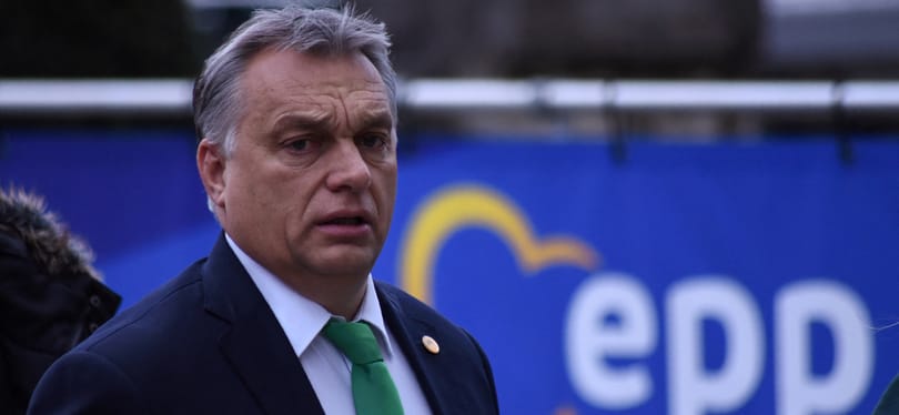 A Néppárt megszavazta az új eljárási szabályokat, a Fidesz kilép