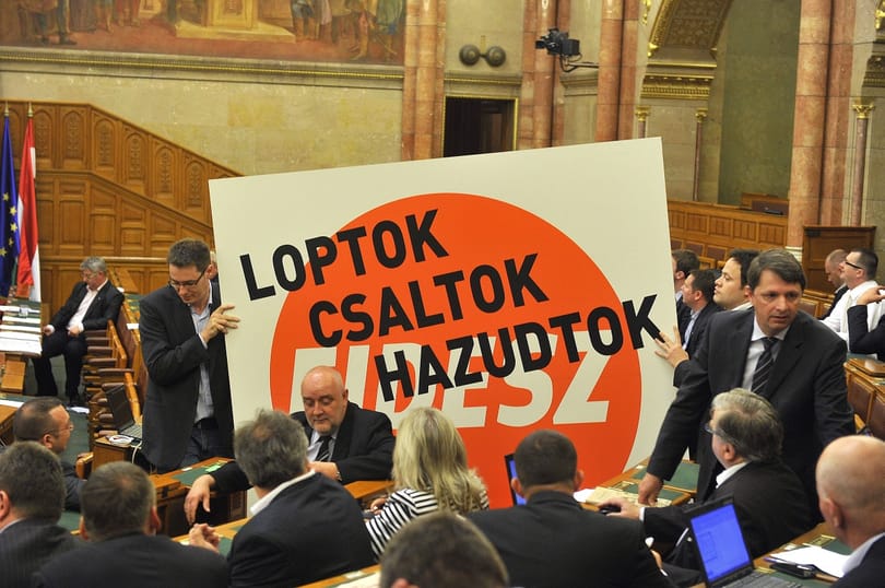 Strasbourgban elmeszelték Magyarországot parlamenti képviselők bírságolása miatt