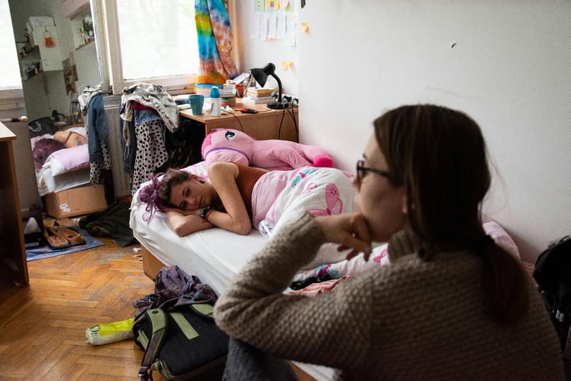 A felsőoktatásban tanulók majdnem fele dolgozik az egyetem mellett, és ez nem jó hír