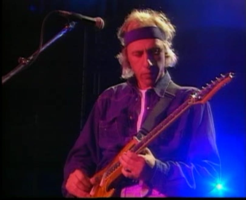 Mark Knopfler holnap megint Budapestre jön