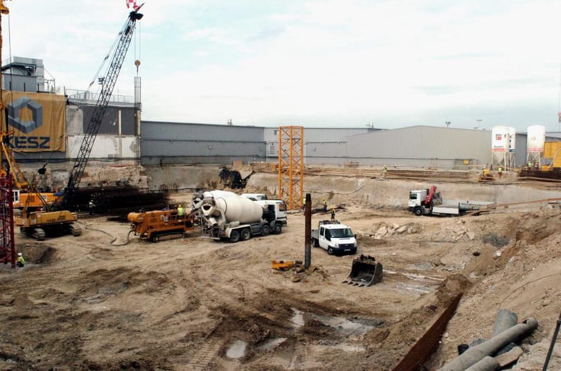 Gőzerővel építik a Ferihegyi repülőtér új terminálját (fotókkal)