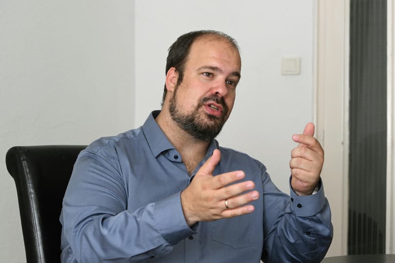 Rózsa András új zuglói polgármester: A helyi szocik csak az erőből értettek, pont mint a Fidesz
