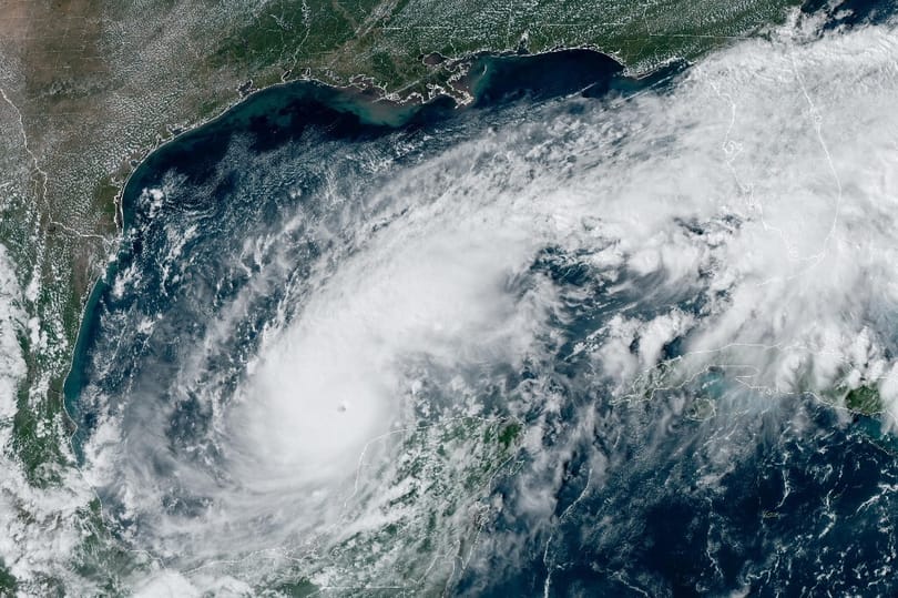 Bekavart a Milton hurrikán, késve tér haza a NASA négy asztronautája a Nemzetközi Űrállomásról