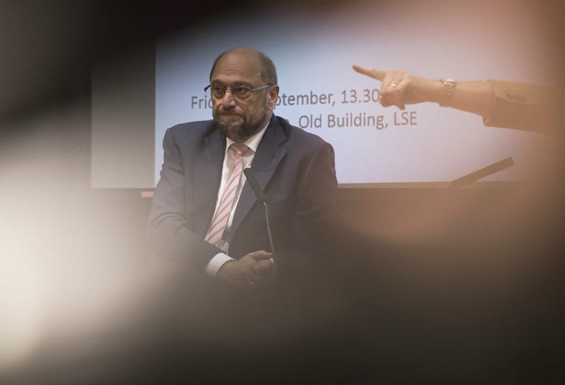 Schulz: Trump lerombolja a nyugati értékeket