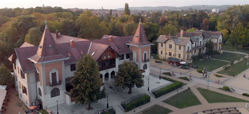 Nem tetszik a keszthelyieknek, hogy beépítené a Balaton-partot Tiborcz és Mészáros