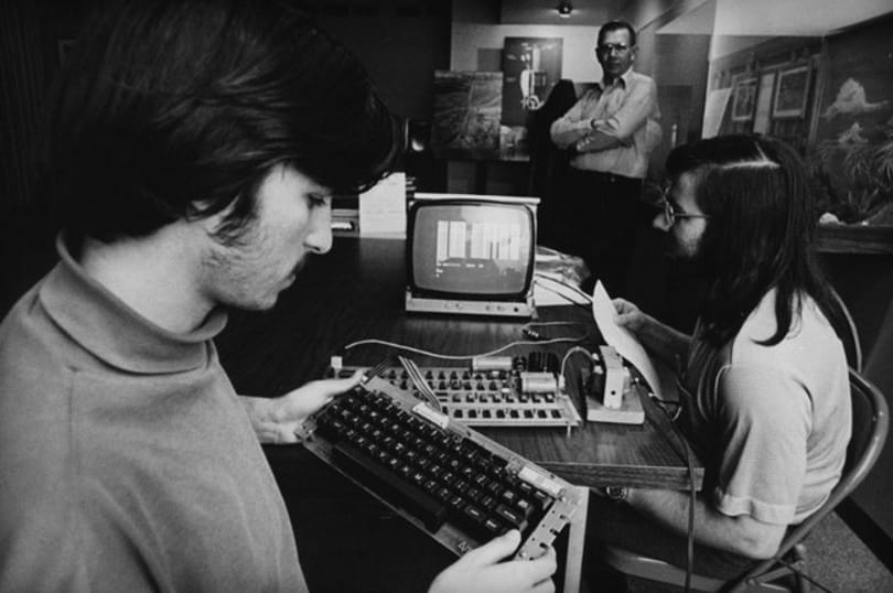 90 millió forintot adtak egy ősrégi Apple-gépért
