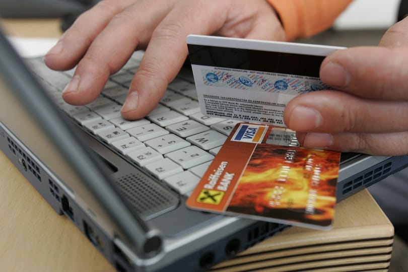 Adóvisszatérítést ígérve küldenek e-maileket csalók