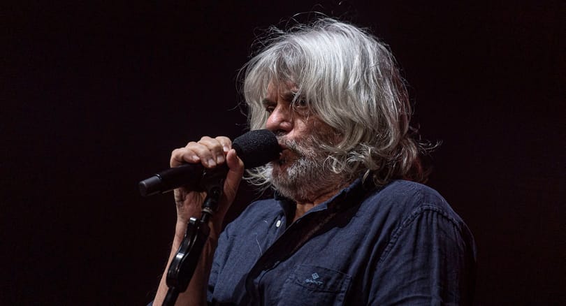„Megszelídíthetetlen rock és blues” koncertet ad a Nemzeti Színházban Hobo