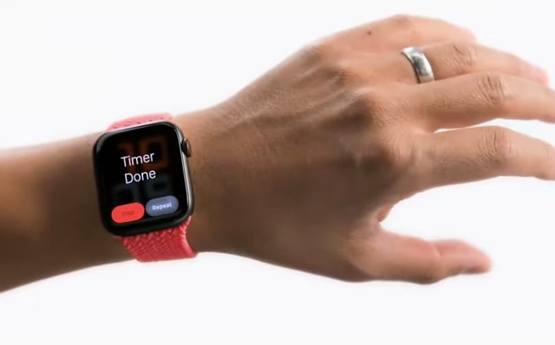 Akadálymentesített okosórát fejlesztett az Apple