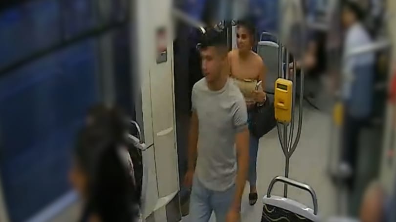Megütöttek egy nőt a 3-as villamoson, keresik az elkövetőt