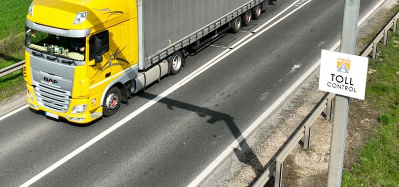 Fontos változás: új táblákkal jelzik az e-matrica és e-útdíj ellenőrzést