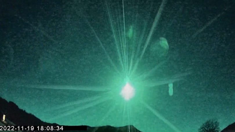 Tűzgömb világította be az éjszakát Norvégia felett – videó
