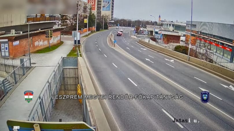 Jobbról előzött, majd büntetőfékezett a veszprémi autós – videó