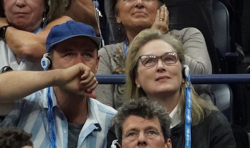 Meryl Streep sörrel a kezében is tökéletes