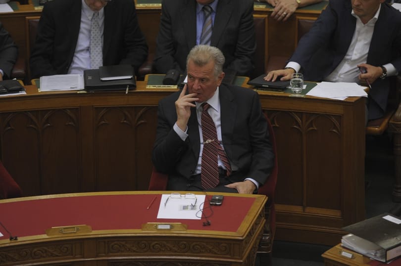 Martonyi is megszólalt Schmitt-ügyben