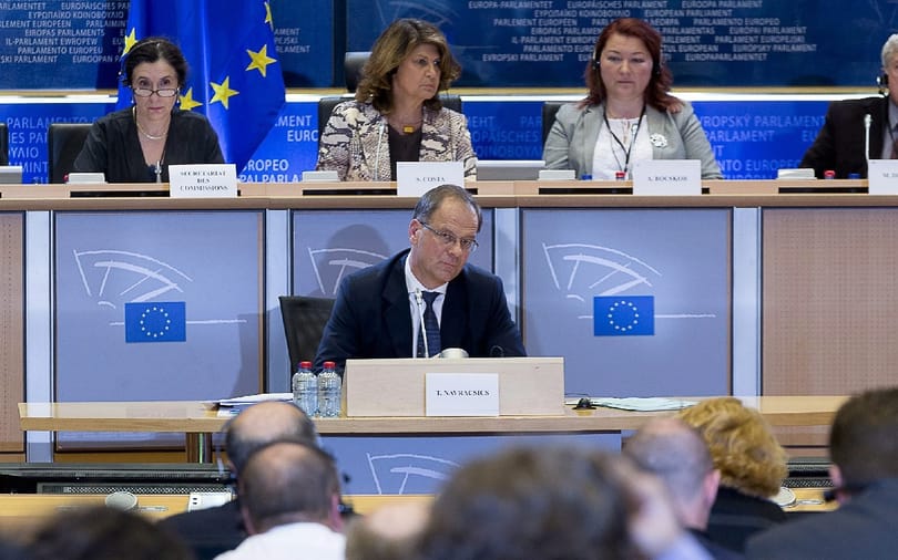 Der Standard: Navracsics nagyrészt politikai okokból van a várószobában
