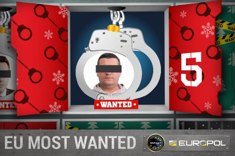 A legkeresettebb bűnözőkkel hülyül az Europol karácsony alkalmából