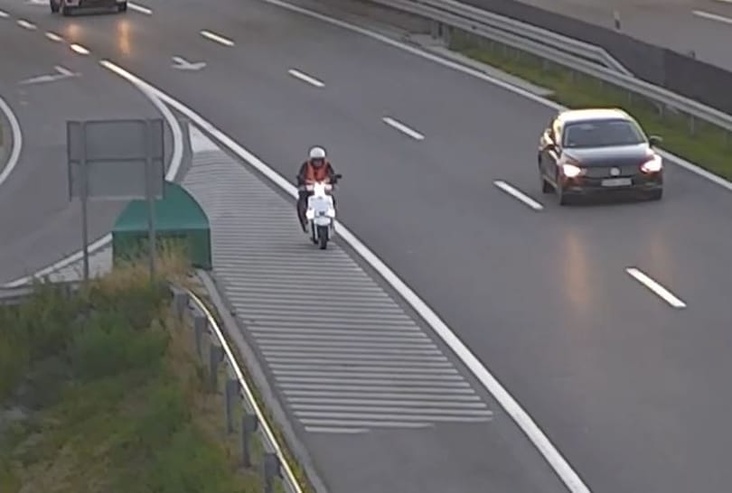 Robogókra, sőt az erősebb elektromos biciklikre is kötelező a biztosítás, de sokan ezt nem is tudják