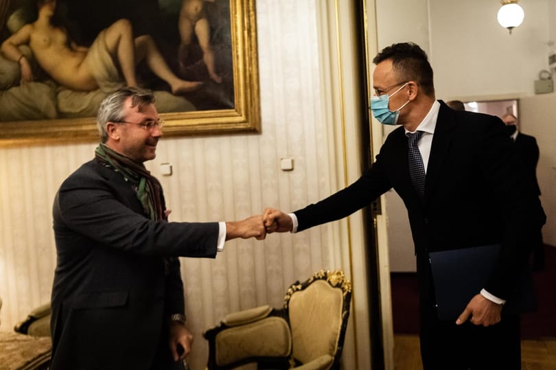 Szijjártó újabb szélsőjobboldali európai politikussal találkozott