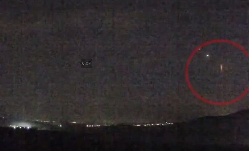 Vörös csík jelent meg az égen Tokaj környékén – videó