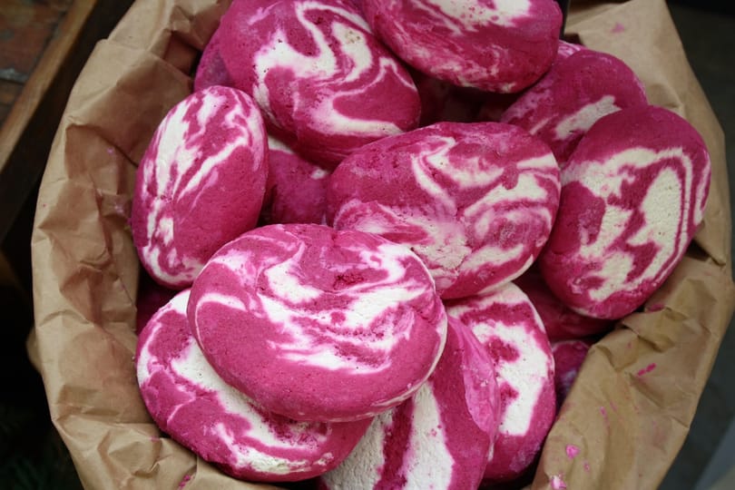 Besokallt a Lush - törölte magát a Facebookról és a Twitterről is