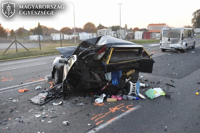 Hátulról csapódott álló autókba, maradandó fogyatékosságot okozott