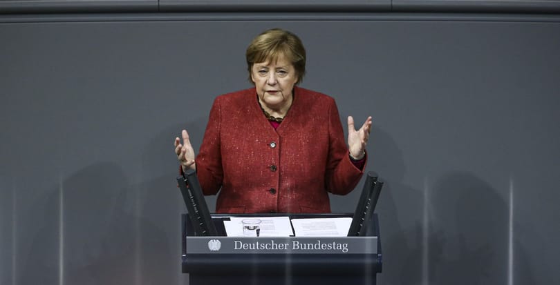 Merkel drámai beszédben jelentette be, hogy kemény zárlatra kell készülni Németországban