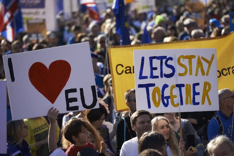 Féltik a munkahelyüket a Nagy-Britanniában dolgozó külföldiek a Brexit miatt