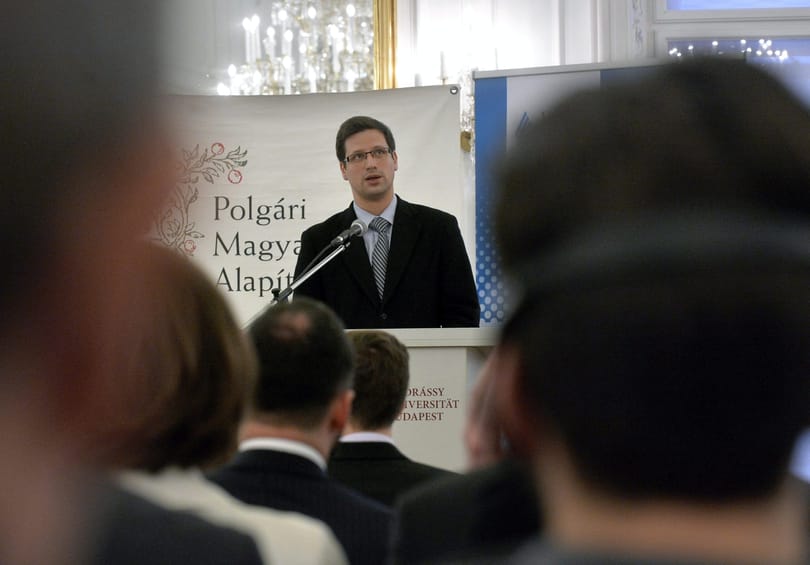 Voltak idők, amikor a Fidesz kitüntette volna a most támadott civileket
