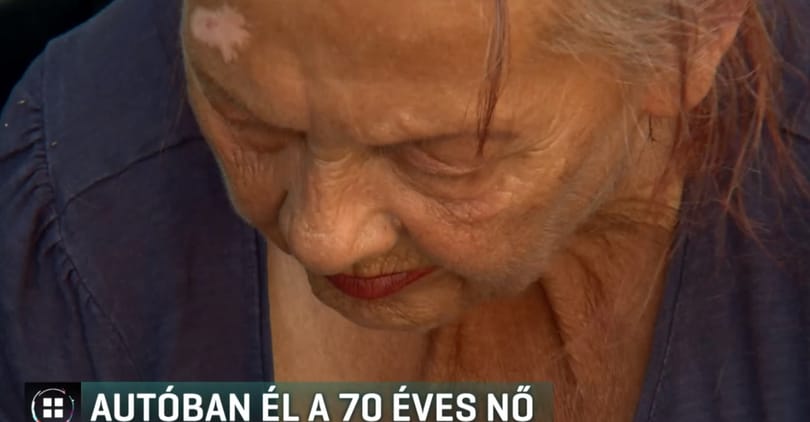 Hetek óta egy autóban lakik egy idős nő Nyíregyházán