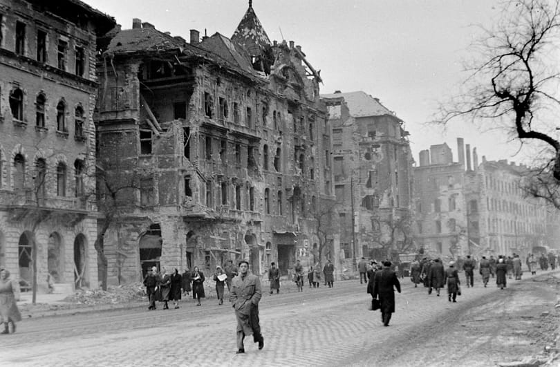 Népszabadság, 1956. november: egy hazugság anatómiája