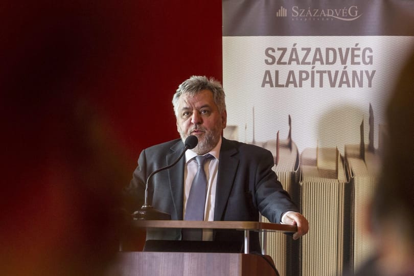 Lánczi: A kormány támogatni fog minden olyan kutatást, szakot, ami a nemzetépítéshez hozzájárul
