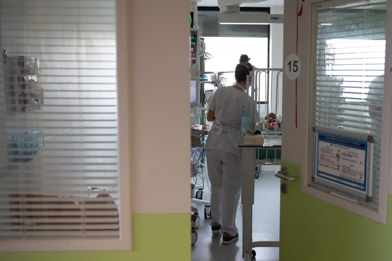 MOK: Ezek a jogszabályok rombolják Magyarország egészségügyét