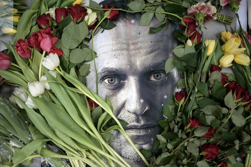 Tompa Andrea–Vonnák Diána: Orosz tragédia – Alekszej Navalnij emlékére